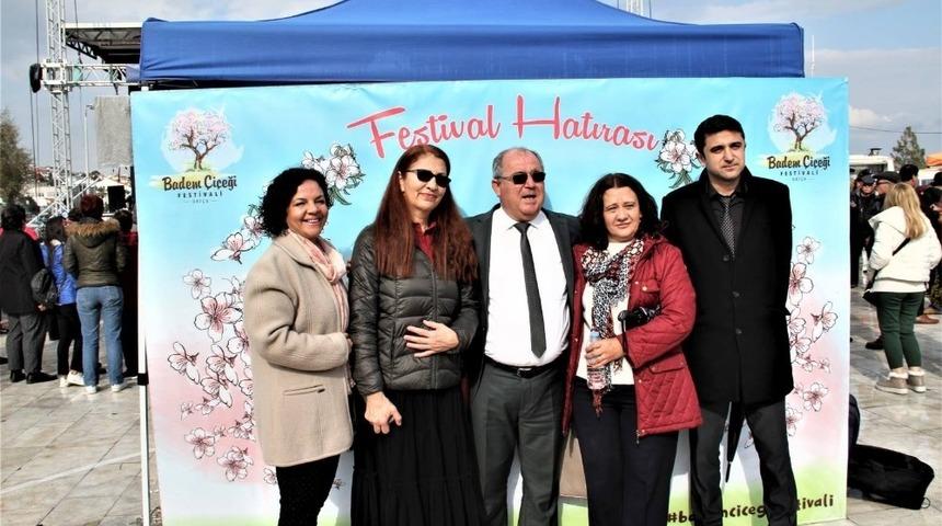 Datça Badem Çiçeği Festivali yağmurla başladı