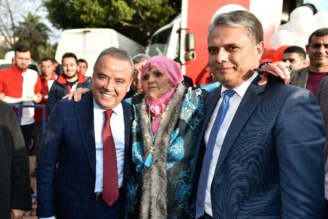 Muratpaşa’da 21 bin 300 metrekarelik park ve yeşil alan açıldı