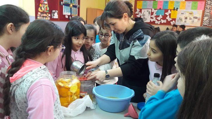 Adalet İlkokulu öğrencilerinden örnek çalışma G4