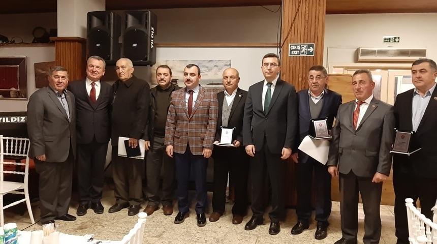 Çaycuma’da aday olmayan muhtarlara veda yemeği düzenlendi