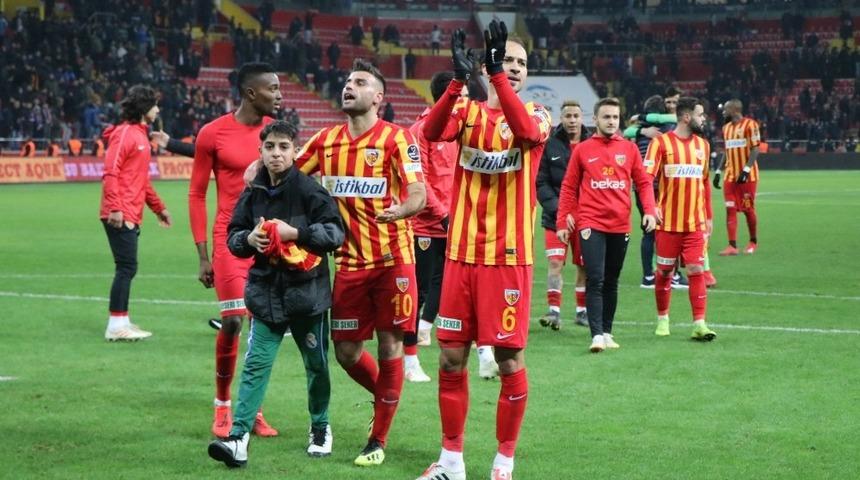 Deniz T&uuml;r&uuml;&ccedil;&rsquo;ten galibiyet yorumu