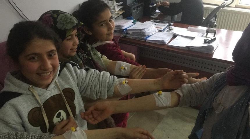 Sason&rsquo;da 10 &ouml;ğrenci hastaneye kaldırıldı