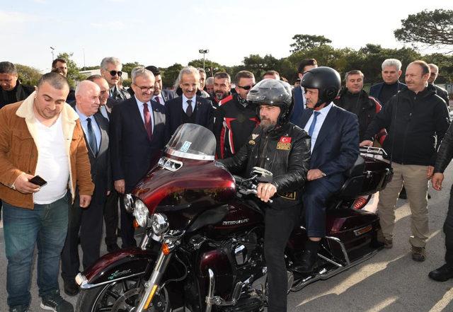 Sofuoğlu: Motosikletçiler için bariyer uygulaması başlangıç