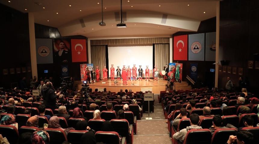 Mehmet Akif tiyatro oyunuyla anıldı