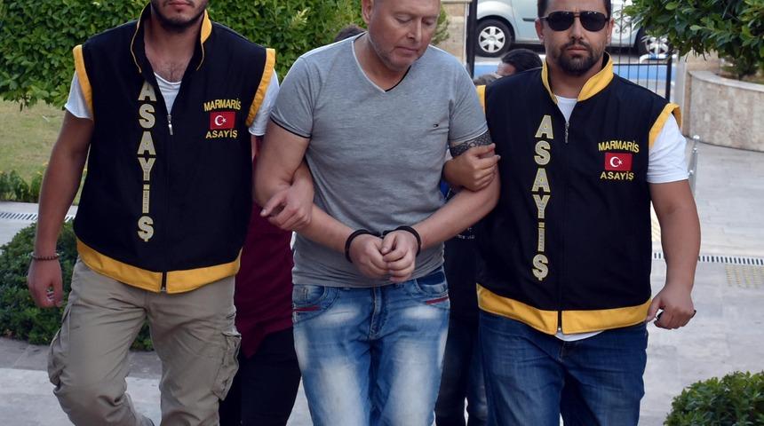 Çaldığı pırlantayı yutan İrlandalı turiste 8 yıl 9 ay hapis cezası