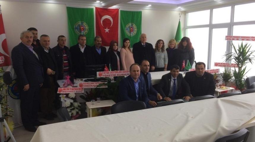 K&uuml;&ccedil;&uuml;k&ouml;ks&uuml;z g&uuml;ven tazeledi