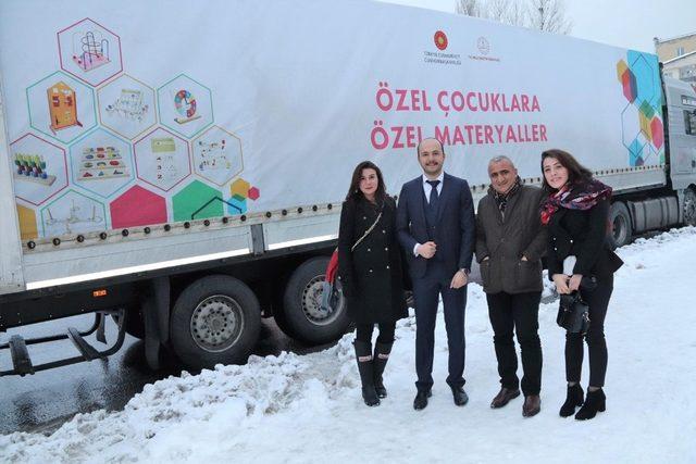 Hakkâri’nin özel çocuklarına özel materyaller