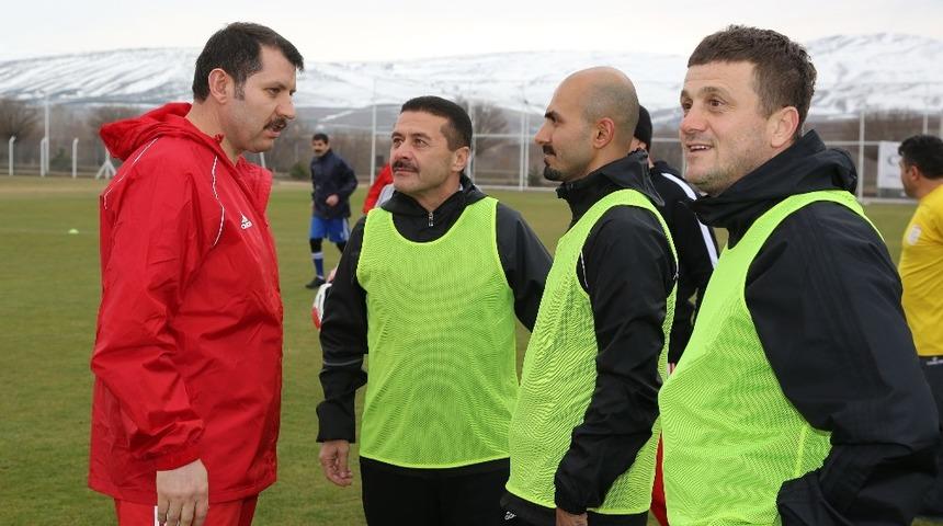 Sivasspor ile il protokol&uuml; dostluk ma&ccedil;ı yaptı