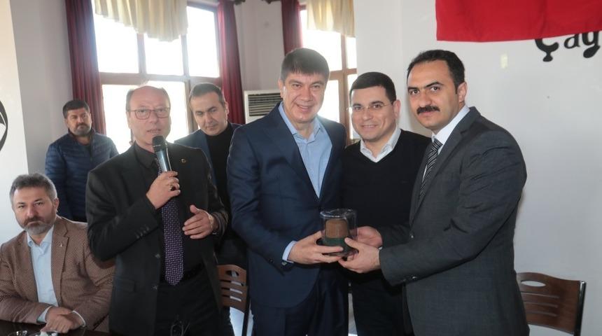 Başkan T&uuml;rel Y&ouml;r&uuml;klerin konuğu oldu