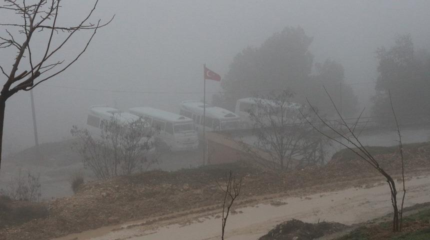Adıyaman’da yoğun sis hayatını olumsuz etkiledi