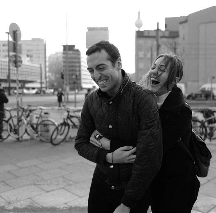 Meryem Uzerli'den kafa karıştıran paylaşım! Aşka geldi  G3