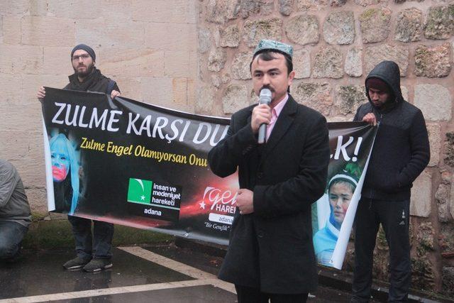 Adana’da Çin’in Doğu Türkistan’daki politikaları protesto edildi