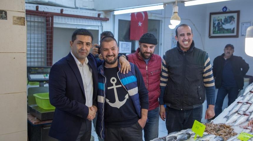 &Ouml;mer G&uuml;nel; &ldquo;Balık&ccedil;ı esnafıyla 30 yıllık ge&ccedil;mişim var&rdquo;