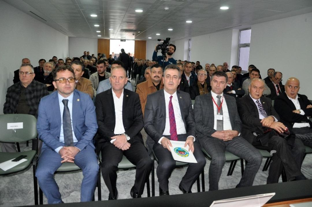 Karacabey Ziraat Odası se&ccedil;iminde Erhan Erdem g&uuml;ven tazeledi