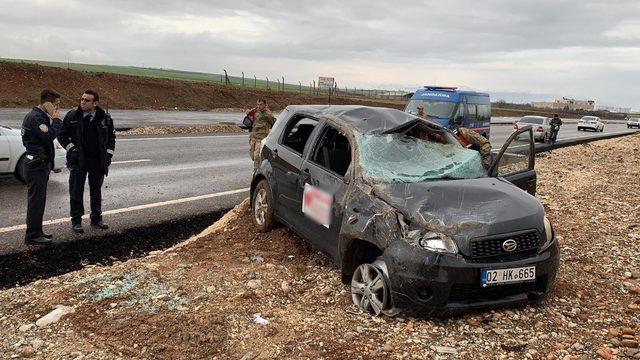 Adıyaman’da otomobil takla attı: 8 yaralı