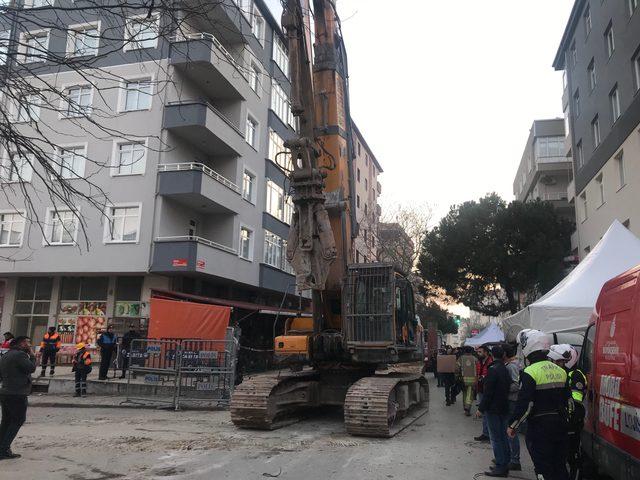 Kartal'da çöken binanın yanındaki Yunus Apartmanı yıkılıyor (1)