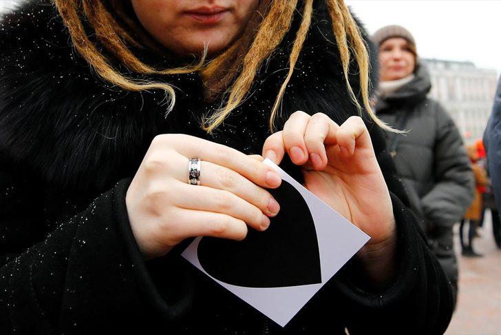 'Öfkeli Anneler' Rusya'da sokağa döküldü  G4