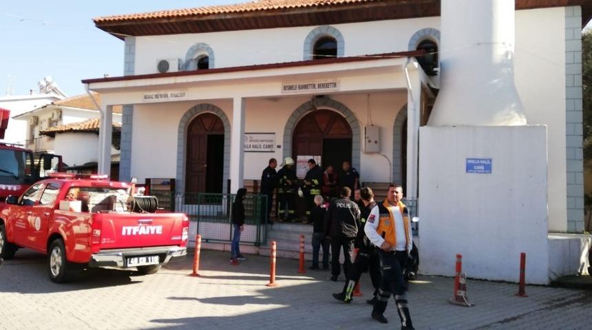 K&ouml;yceğiz&rsquo;de camide yangın