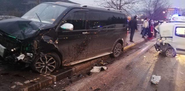 16 yaşındaki alkollü sürücü, zincirleme kazaya neden oldu