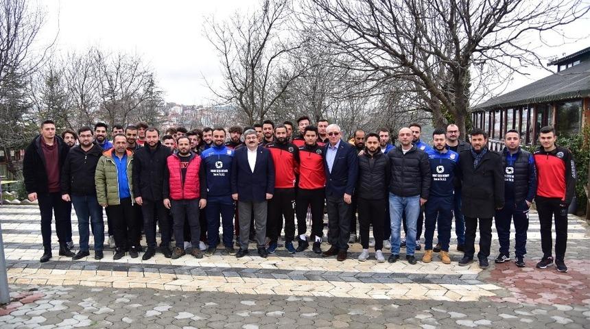 Başkan Can, sporcularla kahvaltıda buluştu