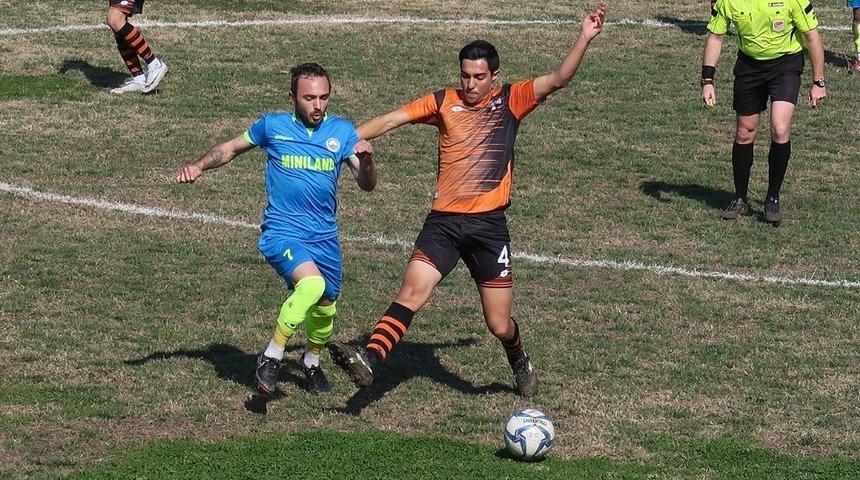 İzmir Amat&ouml;r S&uuml;per Lig: Fo&ccedil;a Belediyespor 3 - G&uuml;zeltepe Gen&ccedil;likspor 0