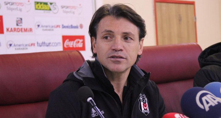 Şenol Güneş’in Bursaspor maçından sonra yaptığı, “Kalmak için her şeyi yapıyorum” sözleri akıllara “Teklif kararı alındı ama Beşiktaş’tan herhangi bir teklif yok” açıklamasını getirdi.