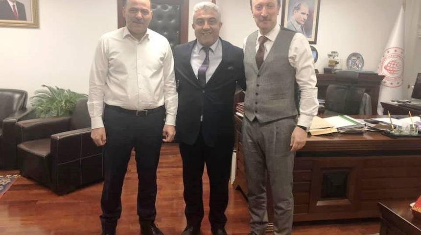 Başkan &Ccedil;alışkan, bakan yardımcılarına alt yapı ve yol sorunlarını aktardı