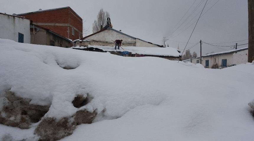 Doğu Anadolu&rsquo;da kar yağışı