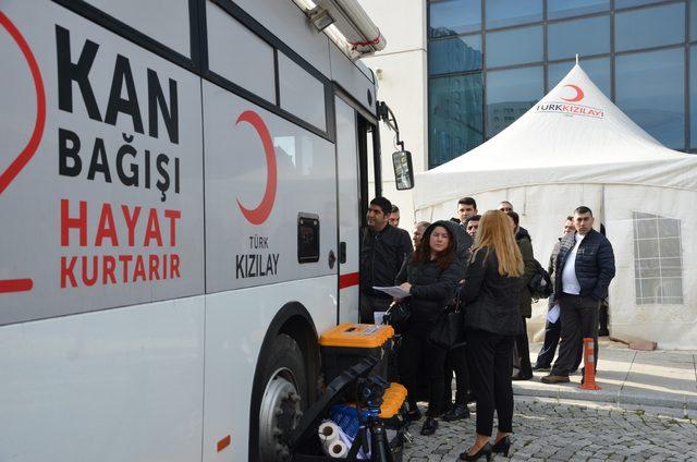 Ataşehir’de kan ve kök hücre bağışı kampanyası başlatıldı