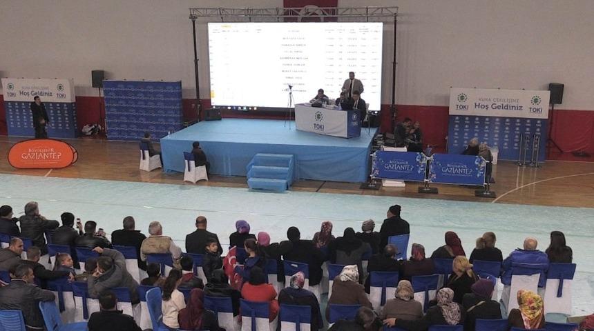 Ev hayalleri ger&ccedil;ekleşti