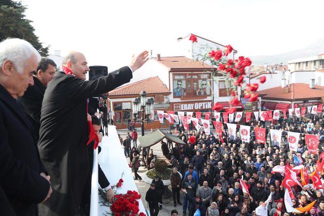 İçişleri Bakanı Soylu: Bir hafta önce bomba yüklü araba yakaladık (2)- Yeniden