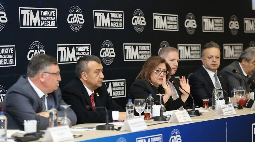 Fatma Şahin&rsquo;den yerli yatırım &ccedil;ağrısı