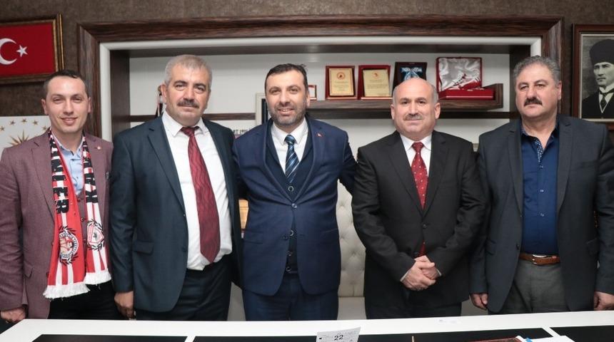 Derneklerden Sarıcaoğlu’na destek