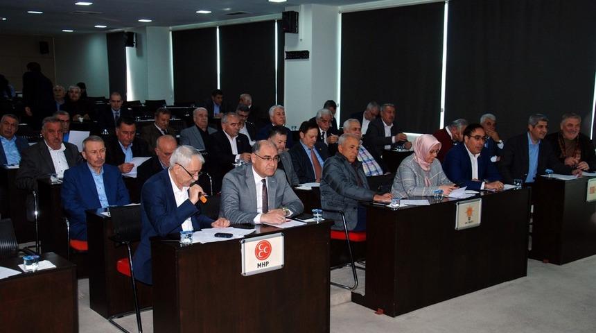 Adana Büyükşehir Belediye Meclisi’nden 7 dakikalık toplantı
