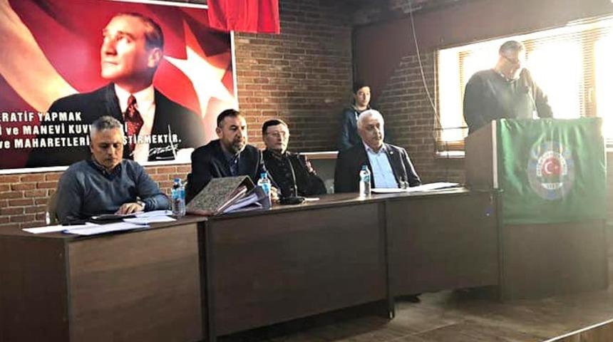 Edremit Ziraat Odası’nda ’zeytinin babası’ Cahit Çetin, onursal başkan seçildi