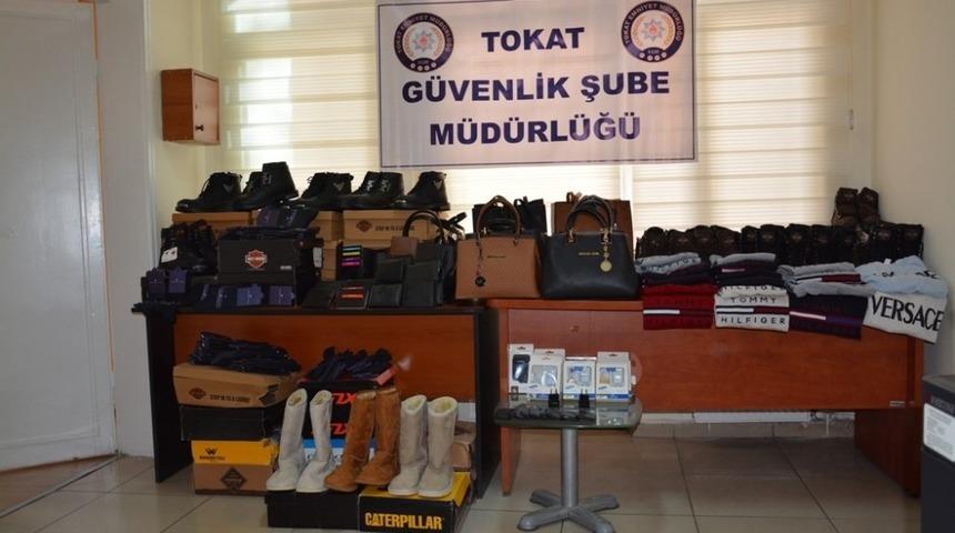 Polisten taklit &uuml;r&uuml;n operasyonu