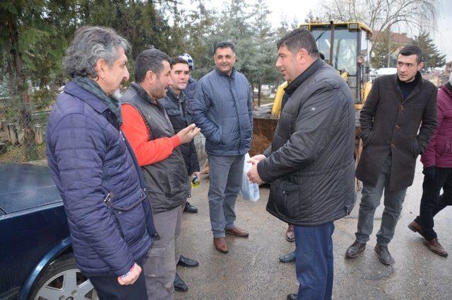 İyi Partili Parlak, Topraktepelilerin sorunlarını dile getirdi