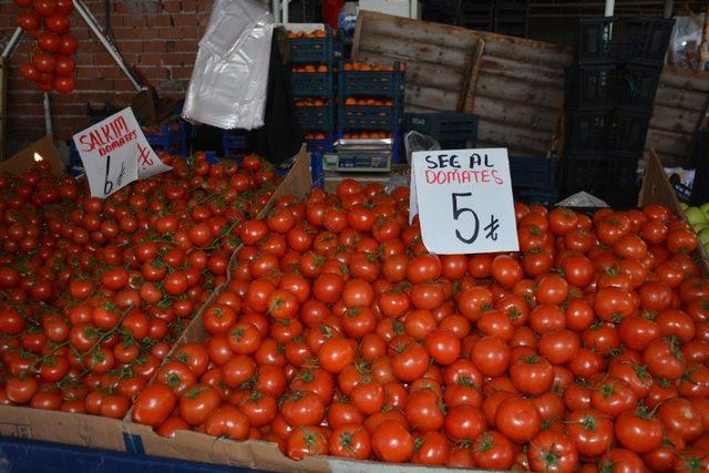 Sinoplu vatandaşlar pazar fiyatlarından memnun değil