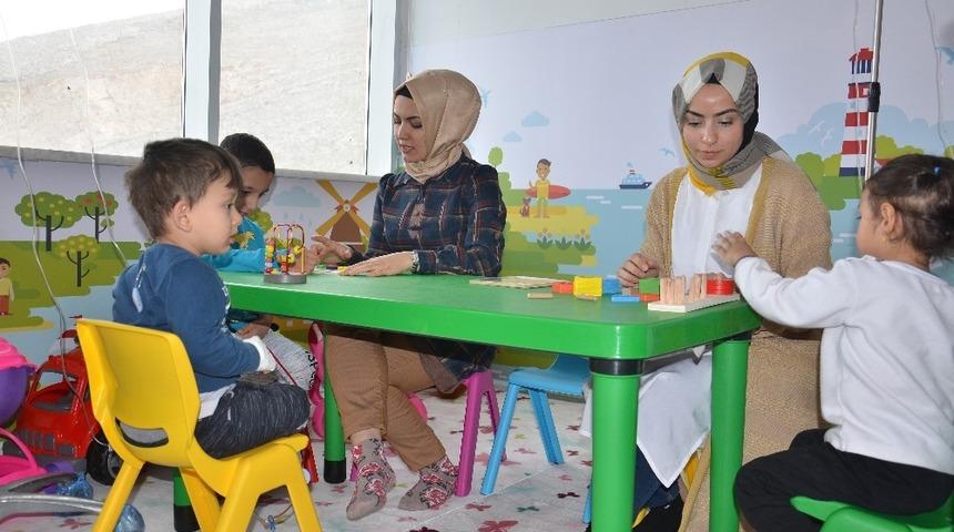 Elbistan Devlet Hastanesi&rsquo;ne &ccedil;ocuk oyun odası a&ccedil;ıldı