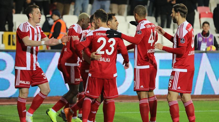 Sivasspor'un yükselişi sürüyor