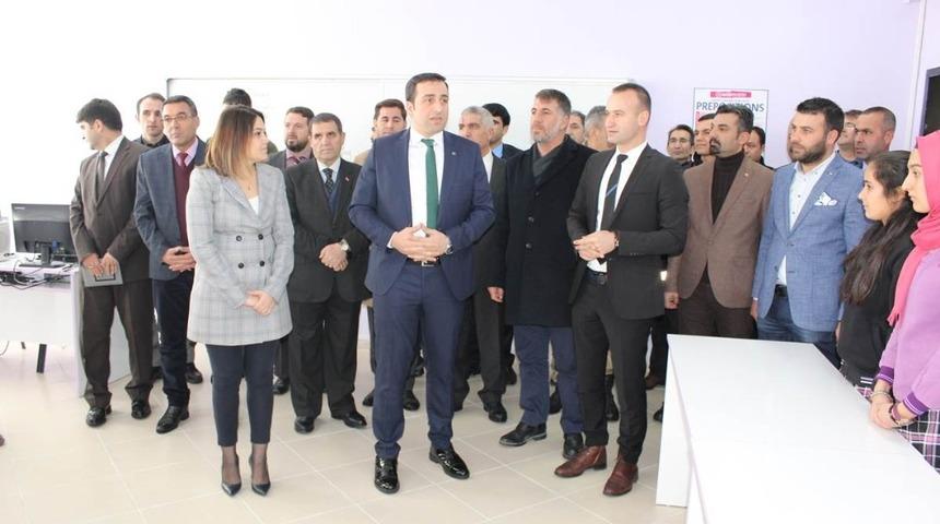 Hamur&rsquo;da İngilizce sınıfı a&ccedil;ıldı