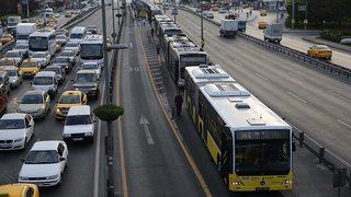 İstanbul'daki metrobüs hattında 'Beyaz Yol' çalışması! 45 gün sürecek... İki şeride düşüyor