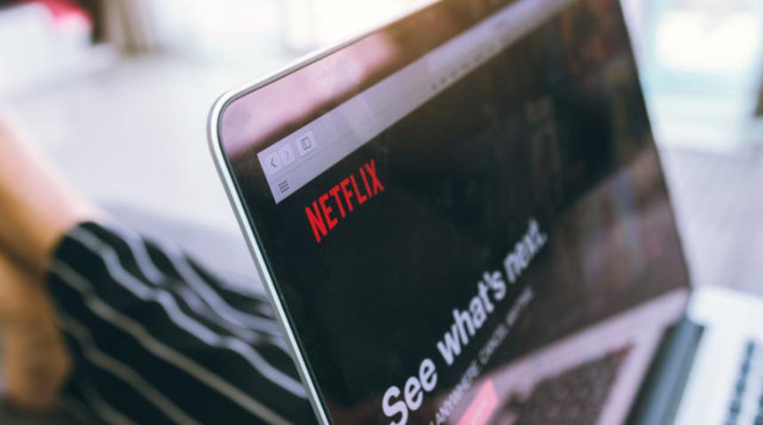 Eleştirmenlerin verdiği puana göre en iyi 10 Netflix dizisi