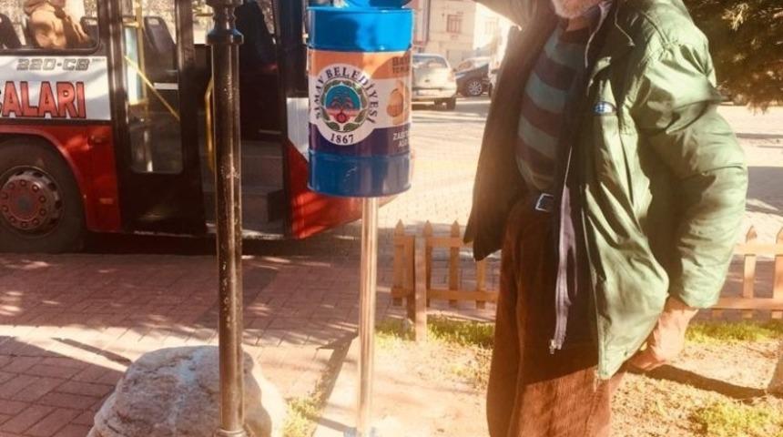 Belediyeden bayat ekmek kutusu