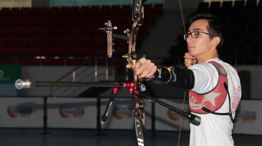 Tarihi başarıya imza atan Mete Gazoz 'efsane' olma yolunda