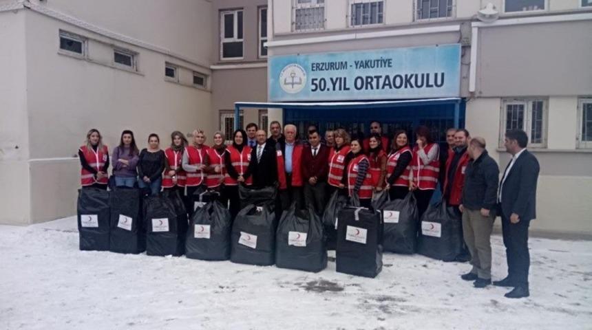 &Ouml;ğrencilere anlamlı yardım