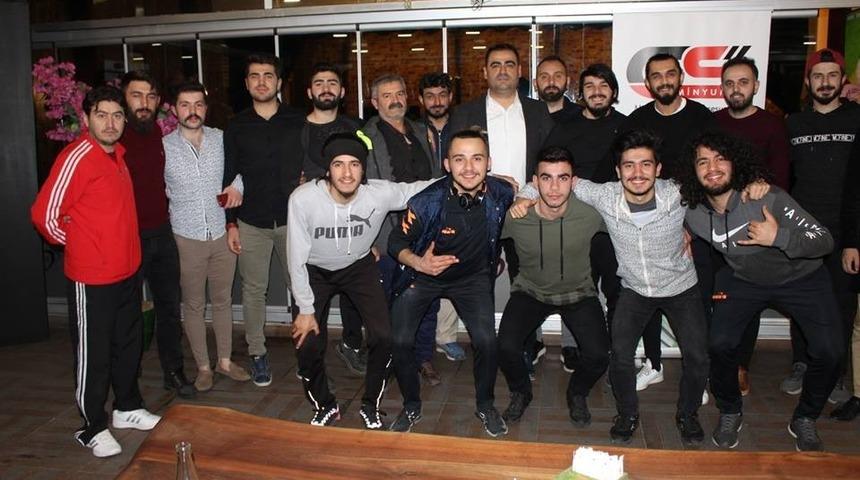 Makfitspor sezon a&ccedil;ılış yemeğinde  buluştu
