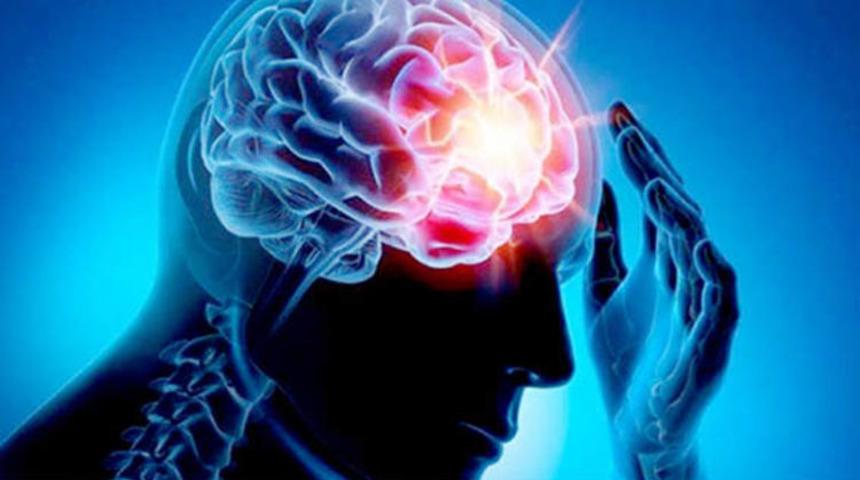 Epilepsi nedir, belirtileri nelerdir? İleri yaşta yaşanan nöbetler tehlikenin habercisi!