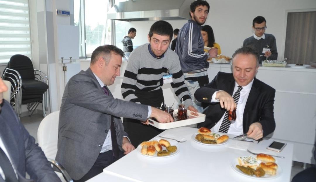 &Ouml;zel &ouml;ğrencilere &lsquo;Servis Elemanı Yardımcılığı Kursu&rsquo;