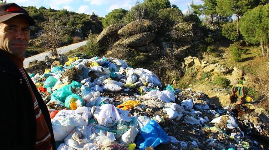 Karpuzlu Belediyesi &ccedil;&ouml;pleri toplayamaz hale geldi